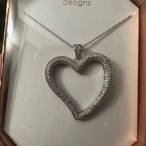 Elegant Silver Heart Pendant Necklace